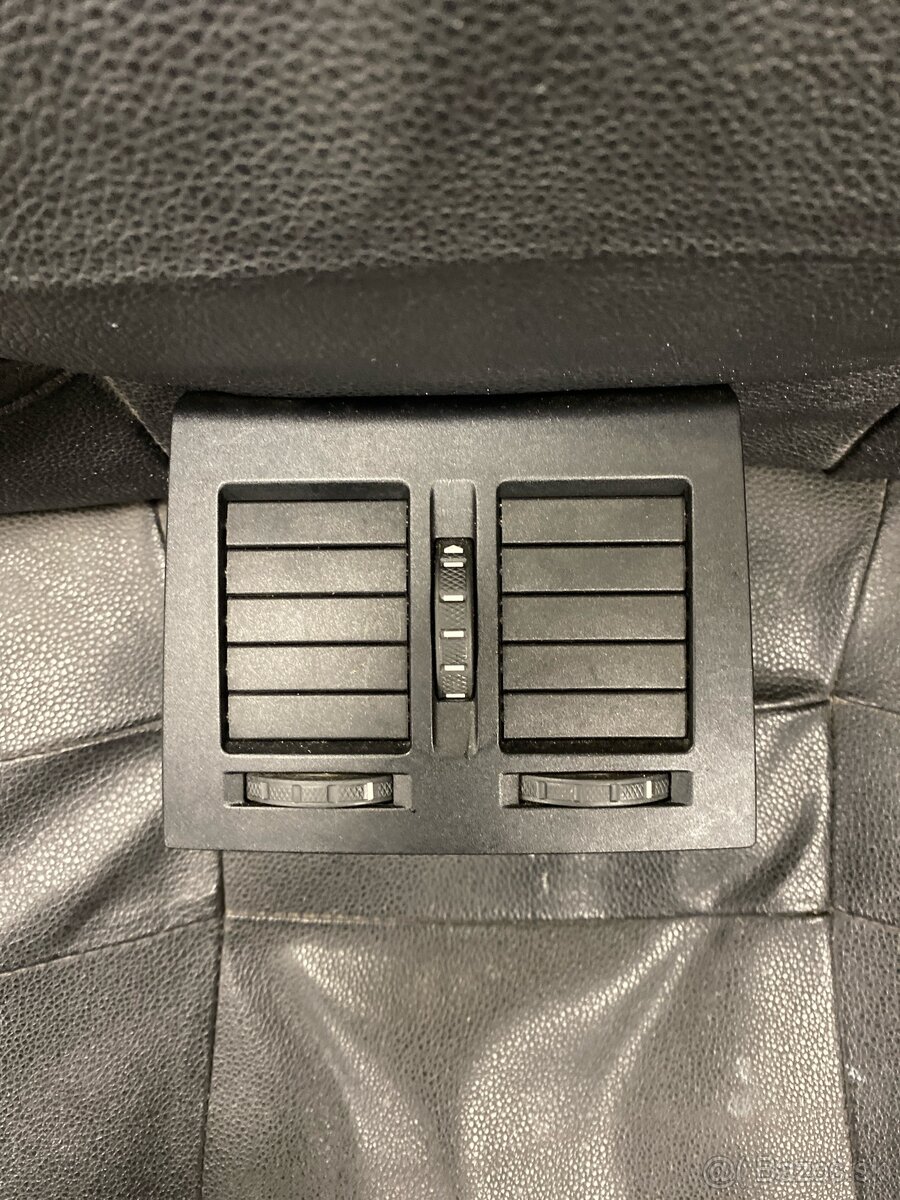 Výduch kúrenia octavia 2