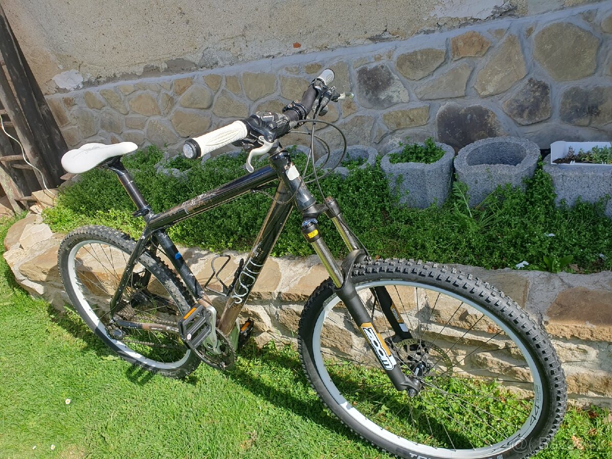 Horsky bicykel scoot contesa 30