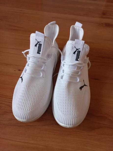Biele tenisky PUMA veľkosť č. 39