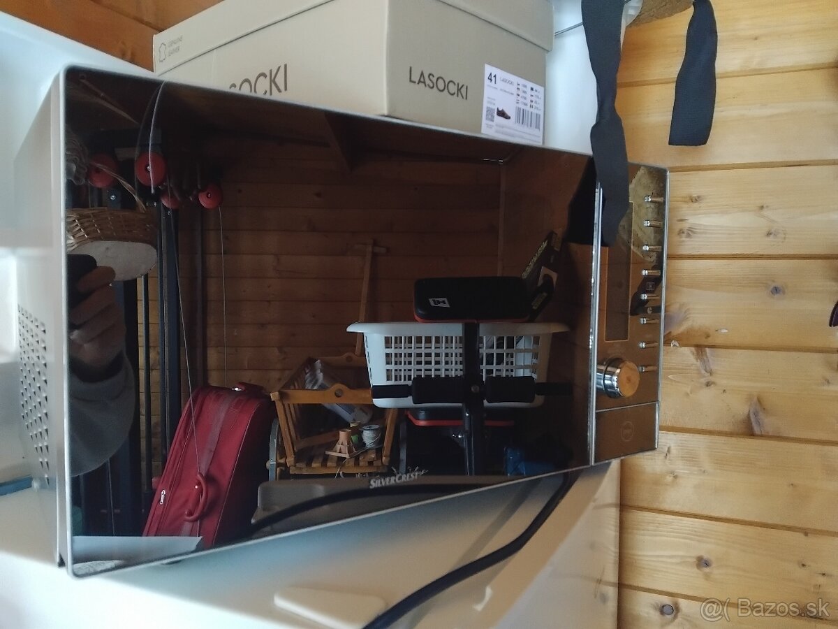 Mikrovlnka na predaj zachovala