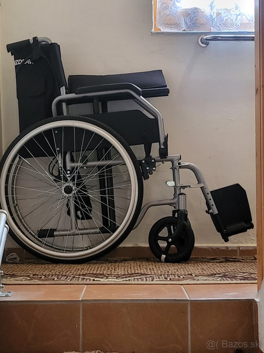 Invalidný vozík