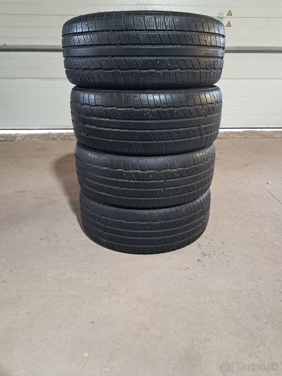 Celoročné pneumatiky 235/45 r18