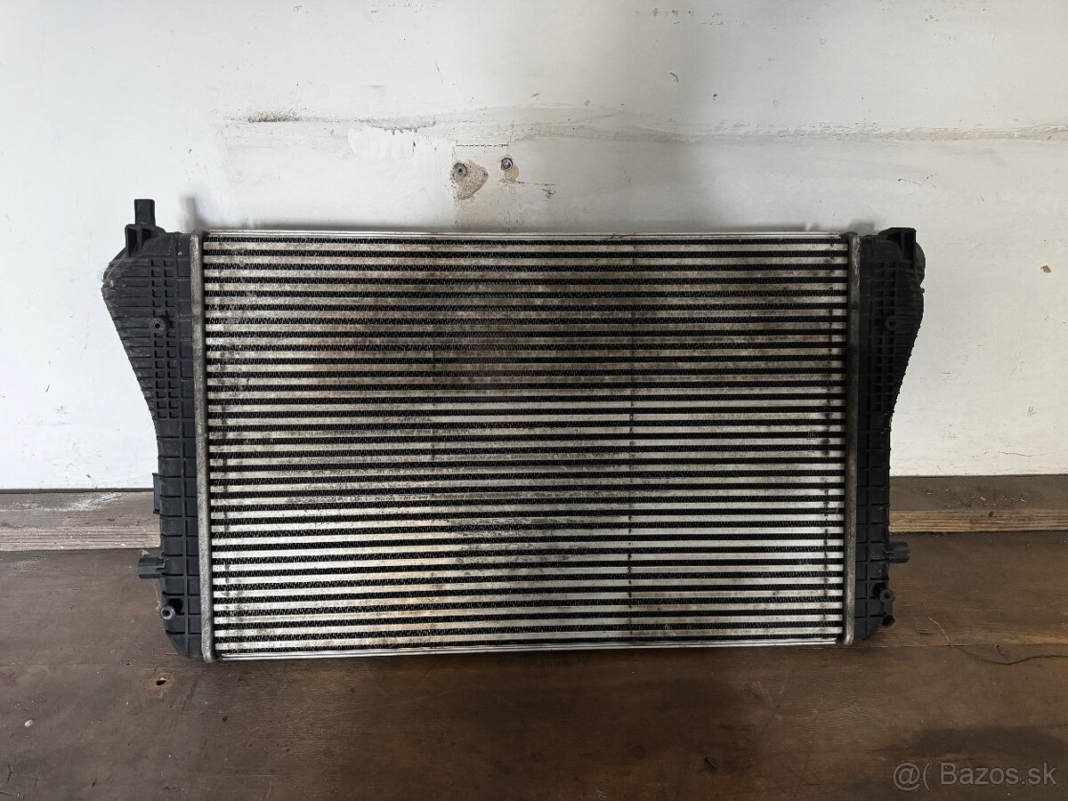 Vw passat b7 , passat cc , tiguan chladič 3c0145805