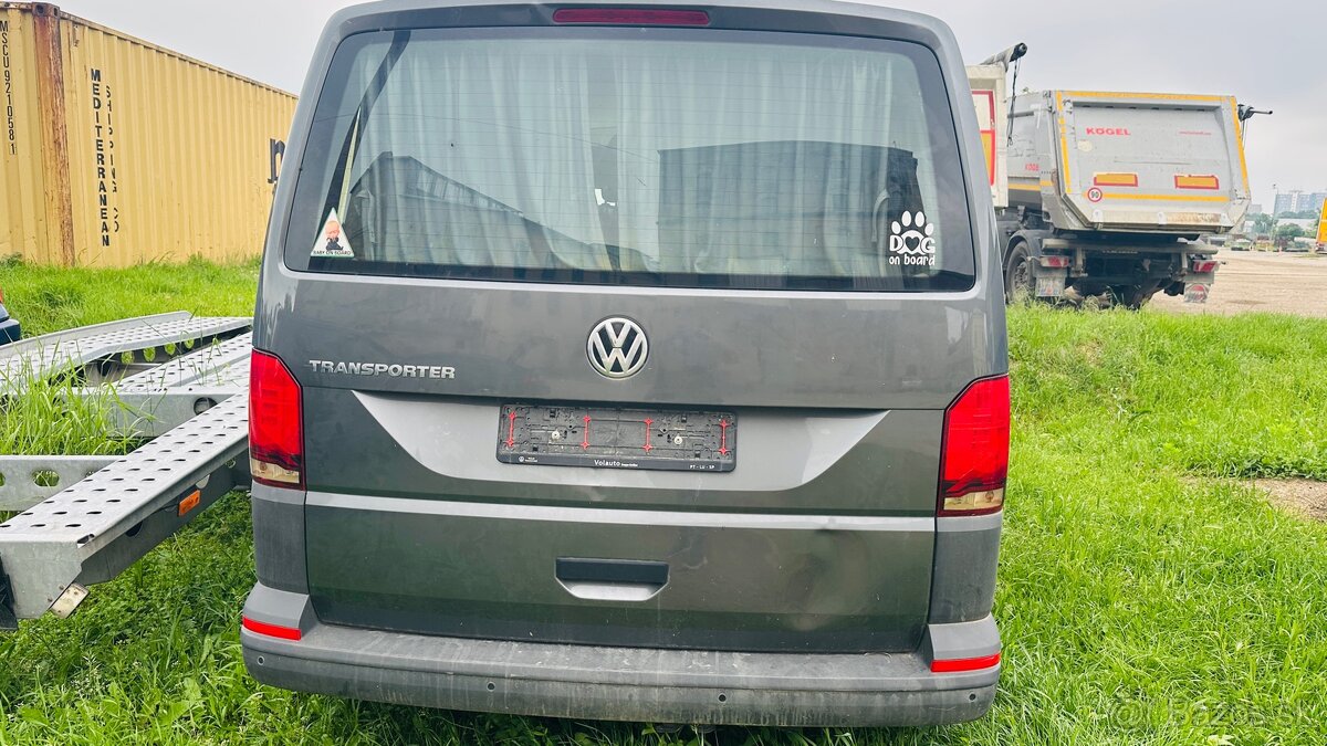 Volkswagen T6 2.0TDI DSG 9miest
