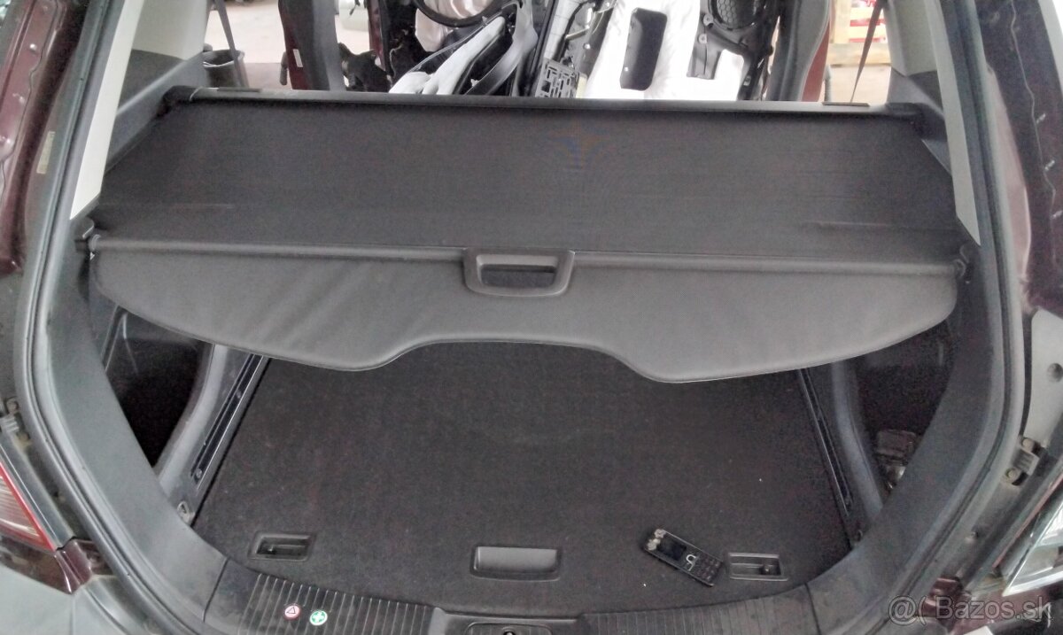 Opel Antara 2.2 CDTI 2015 predám ROLETA DO KUFRA, ROZVODOVK
