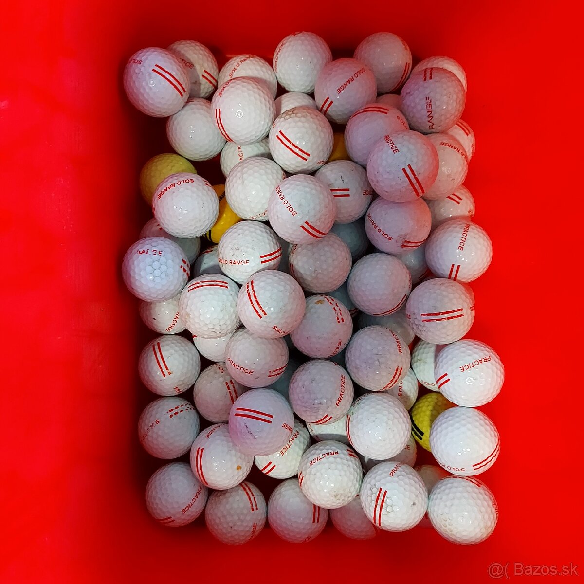 Golfové loptičky na trening.