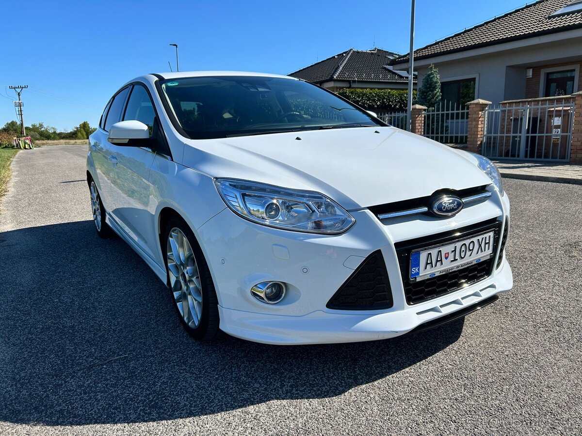 FORD FOCUS Hatchback - 2.0 TDCi, automat