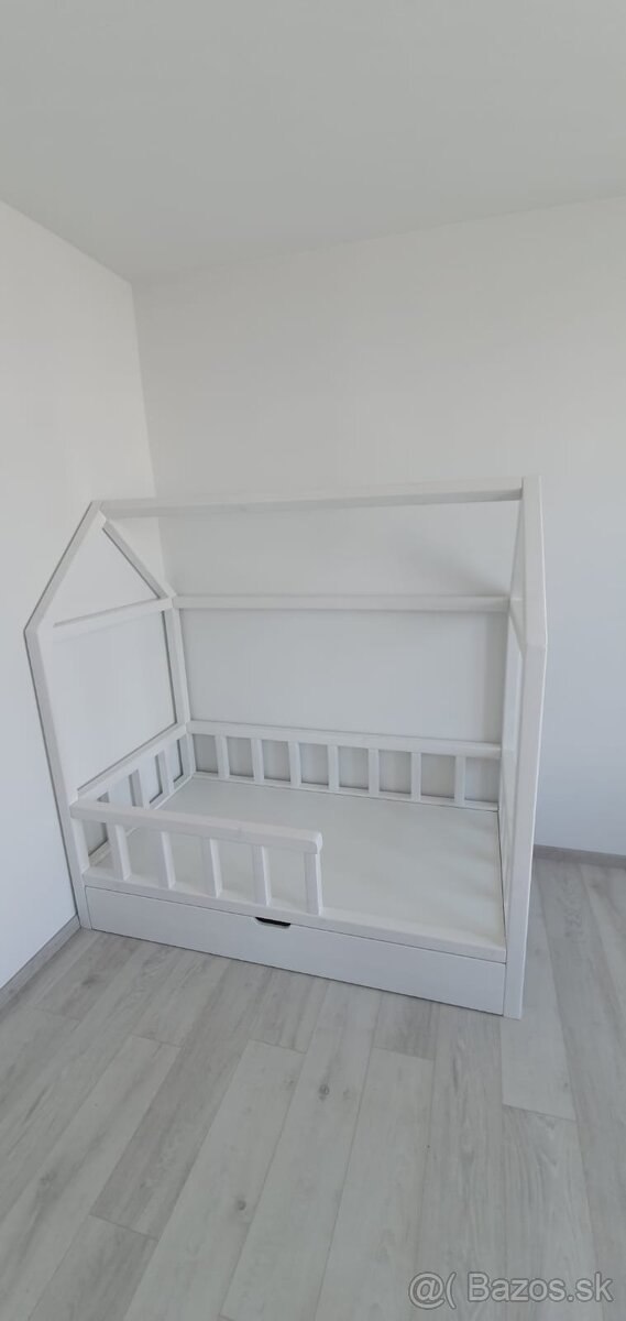 domčeková posteľ