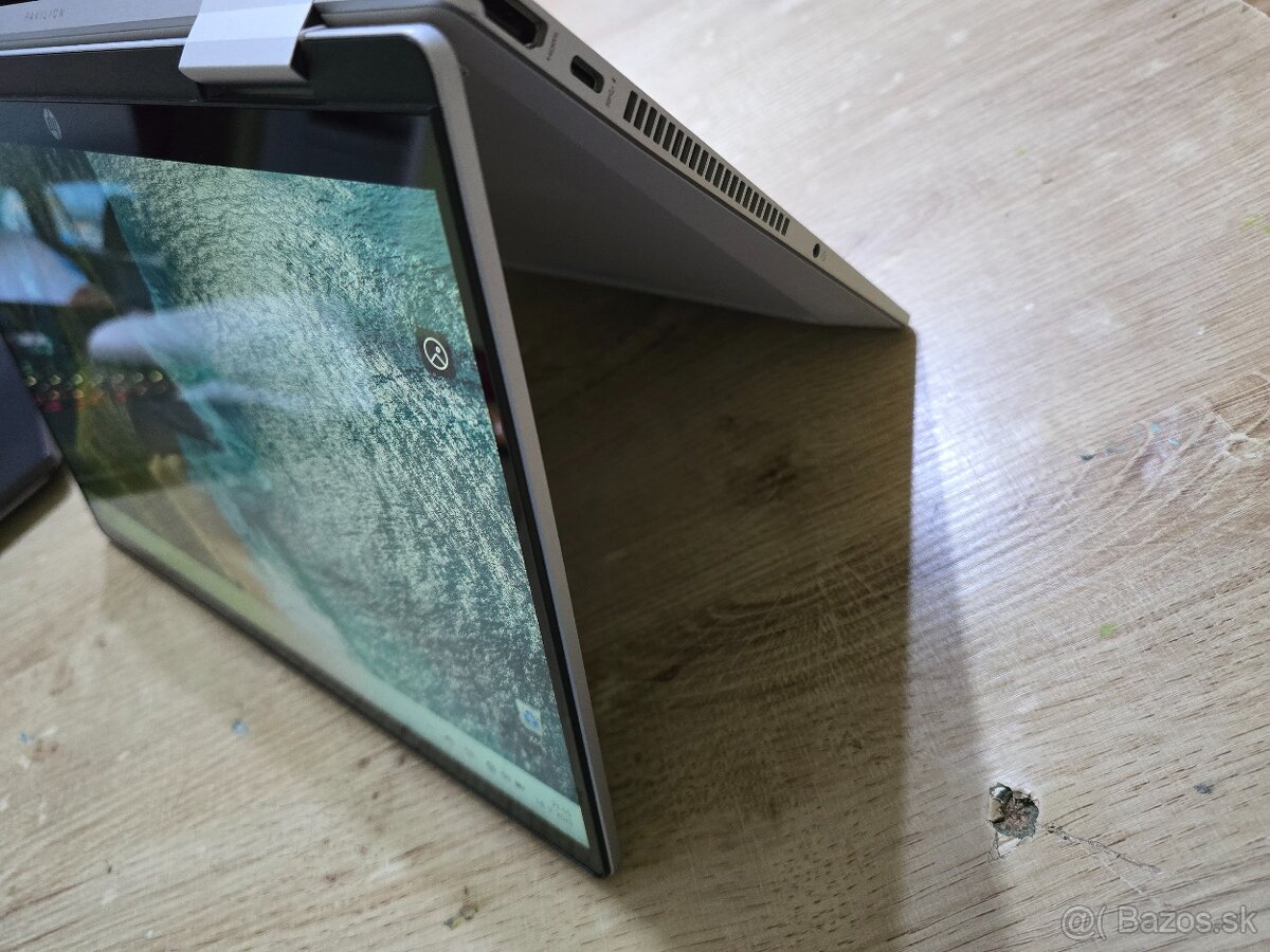 Zachovalý HP Pavilion x360 s výkonným procesorom 13. generác