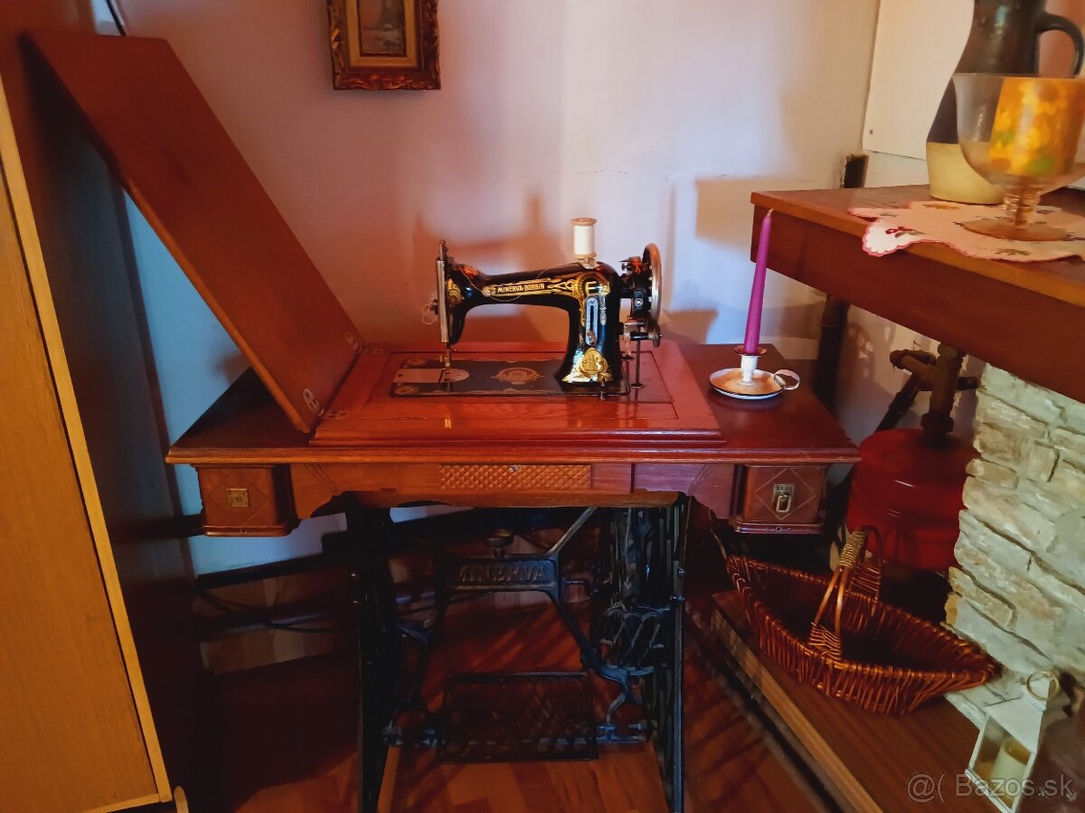 Šijací stroj minerva