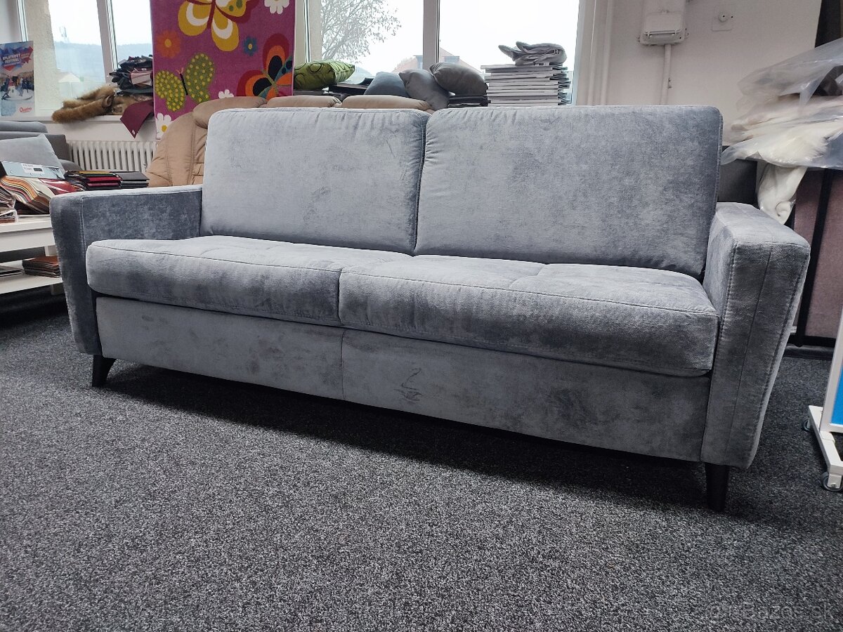 Nemecká sedačka na každodenné spanie