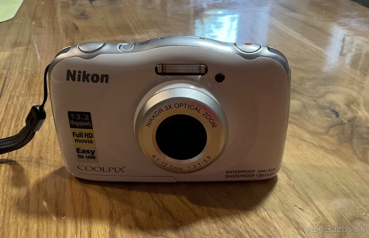 Nikon Coolpix w100 vodeodolný fotoaparat kamera