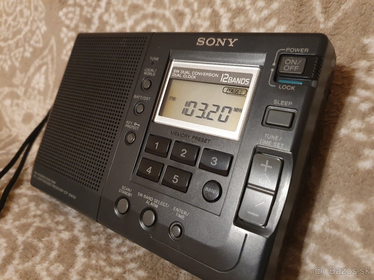 SONY ICF-SW30. Tokio Japan (1994)