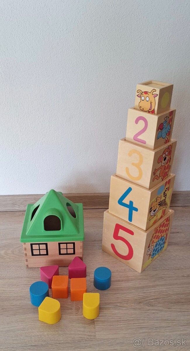 Vkladací domček a veža drevená