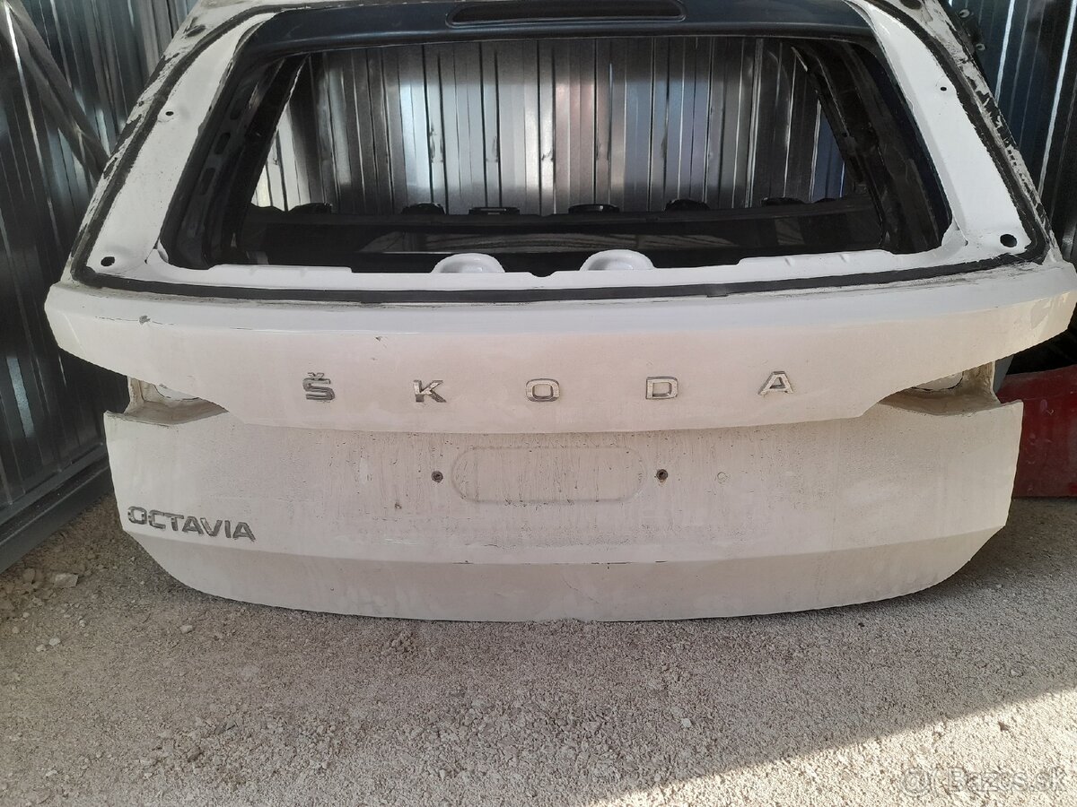 5 dvere Škoda Oktavia 4