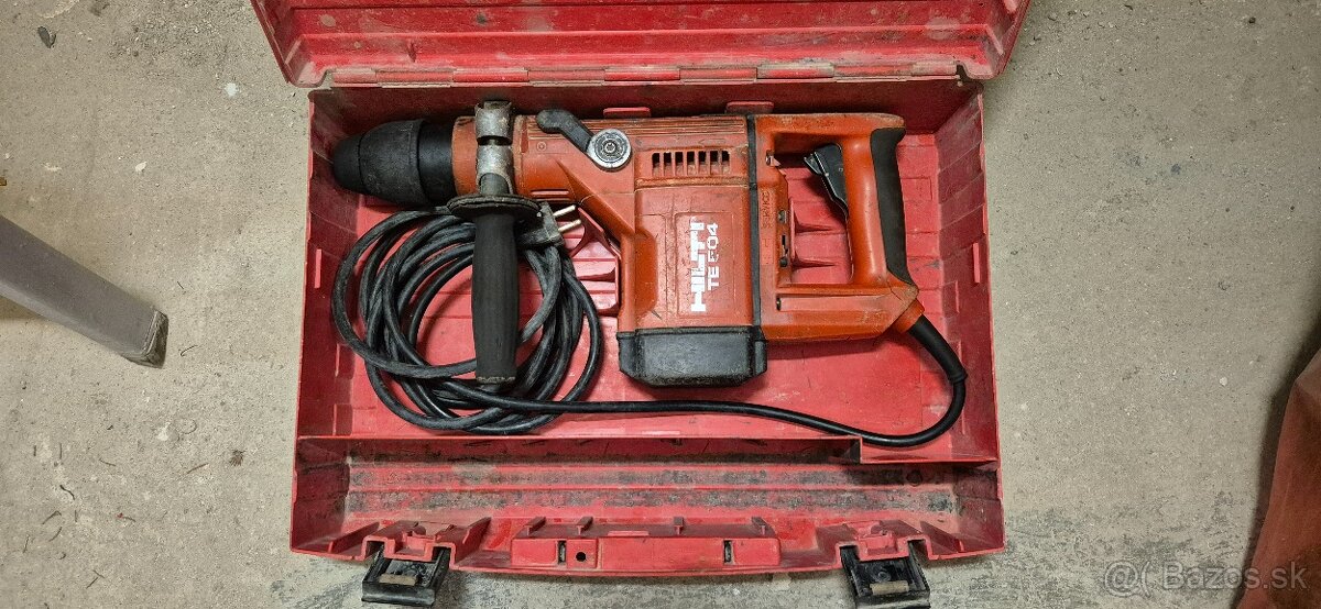 Predám sekacie kladivo hilti TE 504 v zachovalom stave.