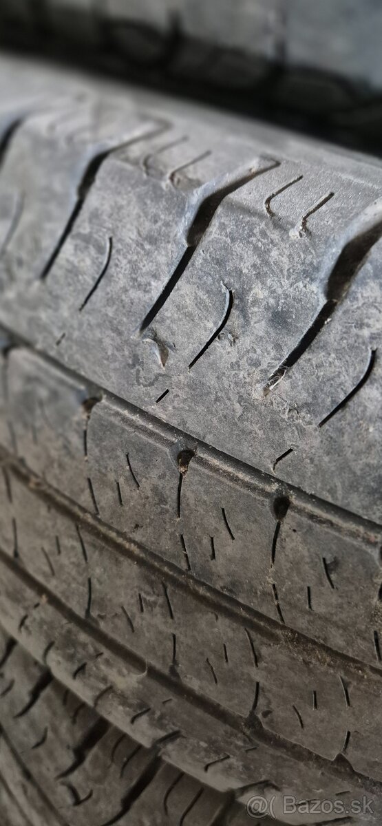 215/65 R16C