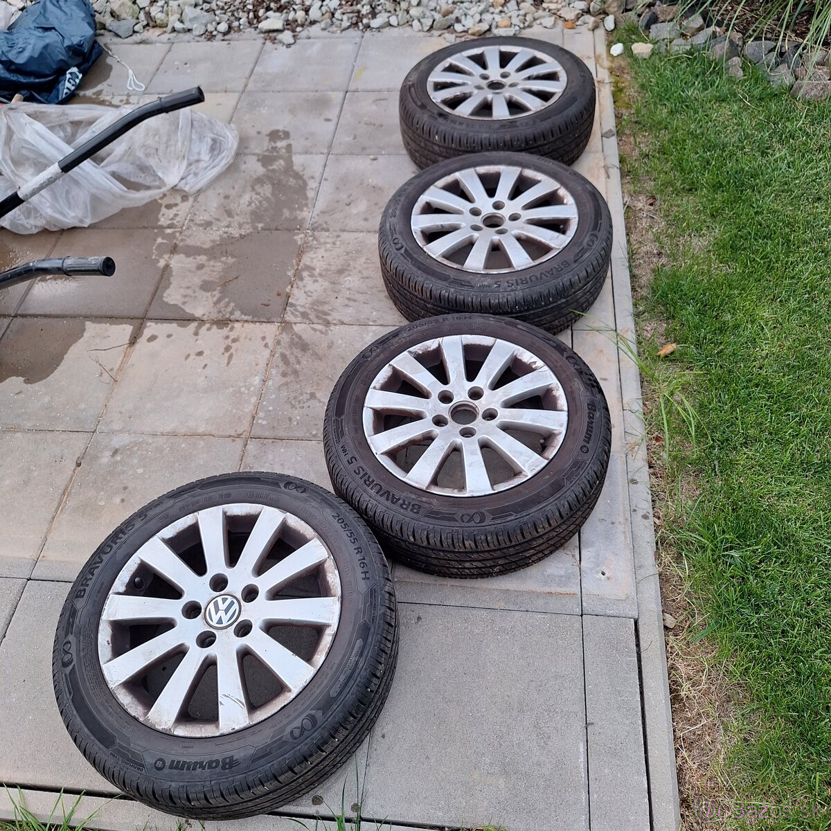 Predam elektróny a gumy 205/55 r16