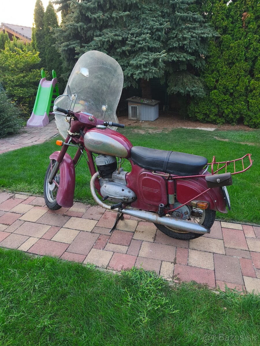 Jawa 250 559