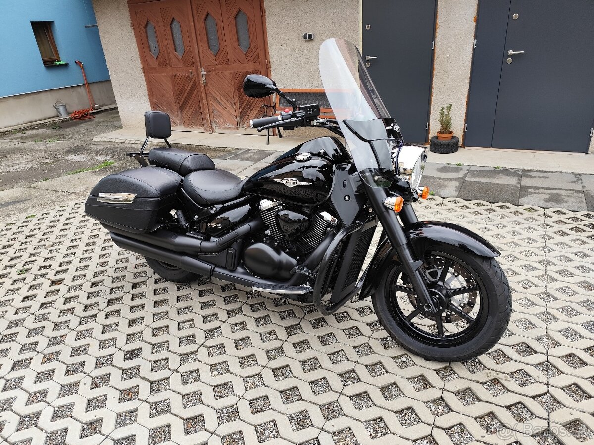 Suzuki C1500T