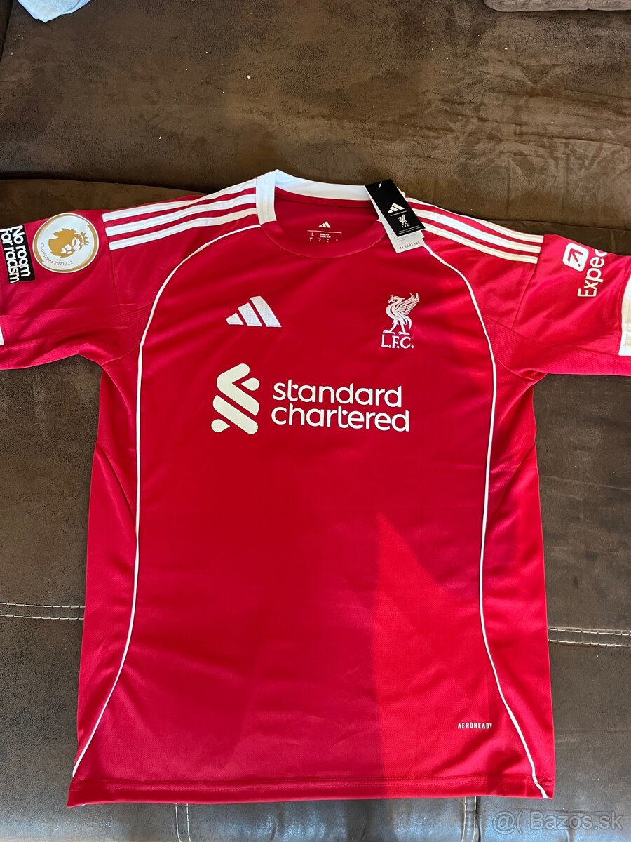 Liverpool FC domáci dres – Isak #9 (2025/2026)