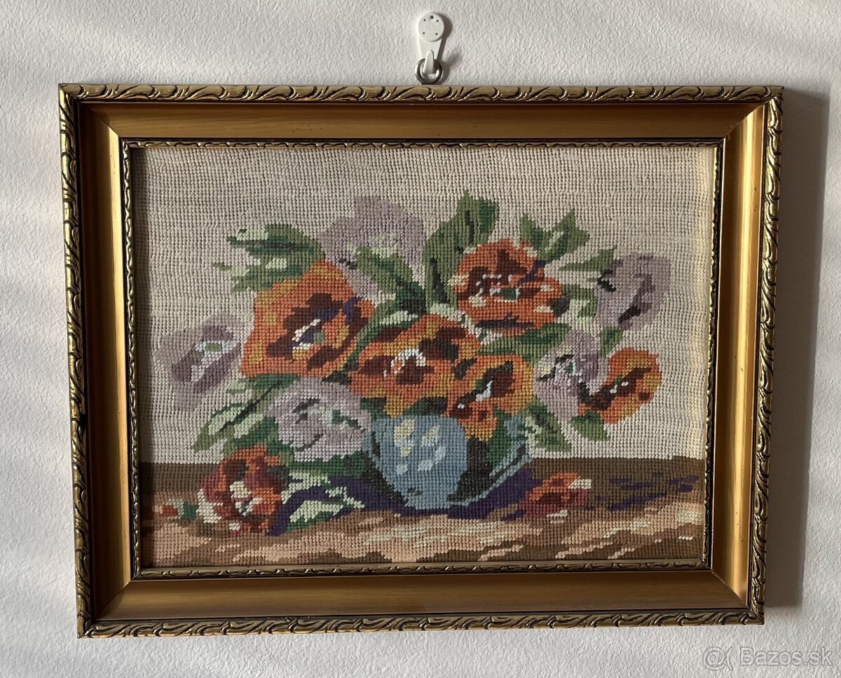 Vyšívaný obraz - kvety vo váze