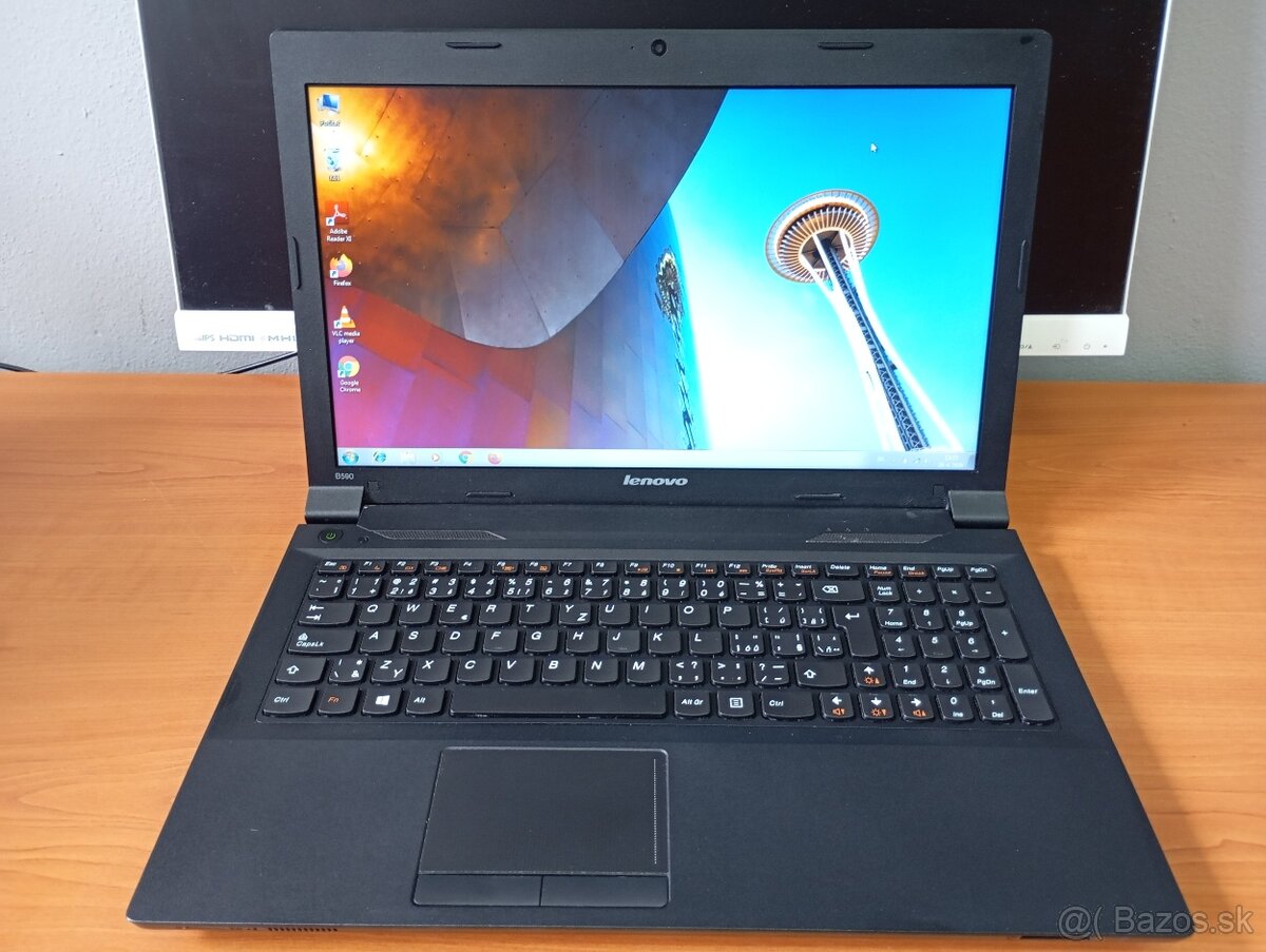 Lenovo B590 + Intel celeron 1005M + 4gb ram + Windows 7