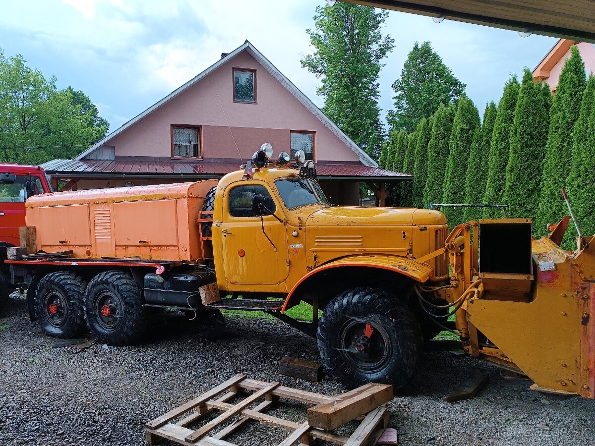 ZIL 157 D470 Diesel s TP a ŠPZ