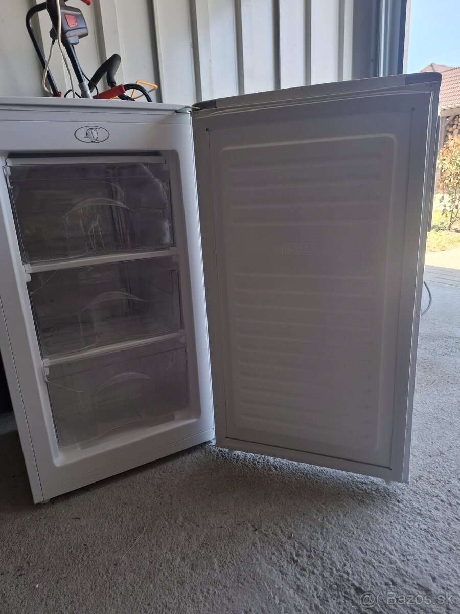 Mala 60l mraznicka