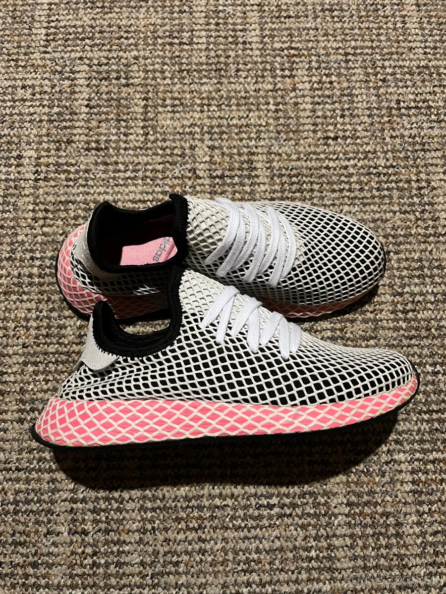 15x Dámské sportovní tenisky Adidas Deerupt Runner