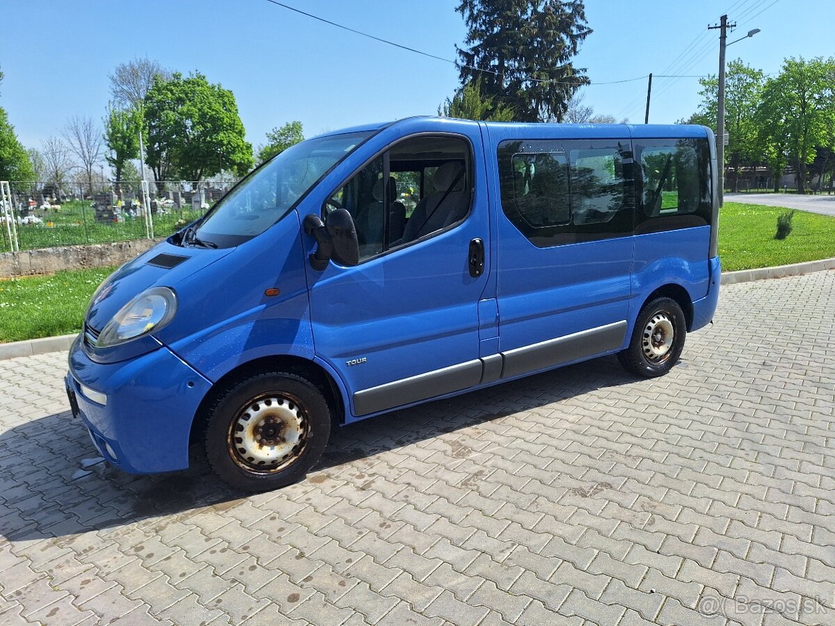 OPEL VIVARO 1,9 DIESEL 8 MIESTNY BUS