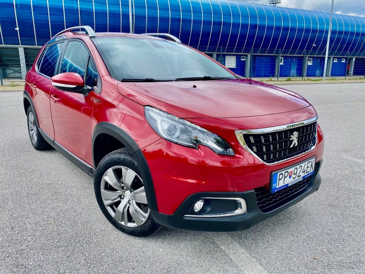 Peugeot 2008 1.2 , signature , 18.700km, SR