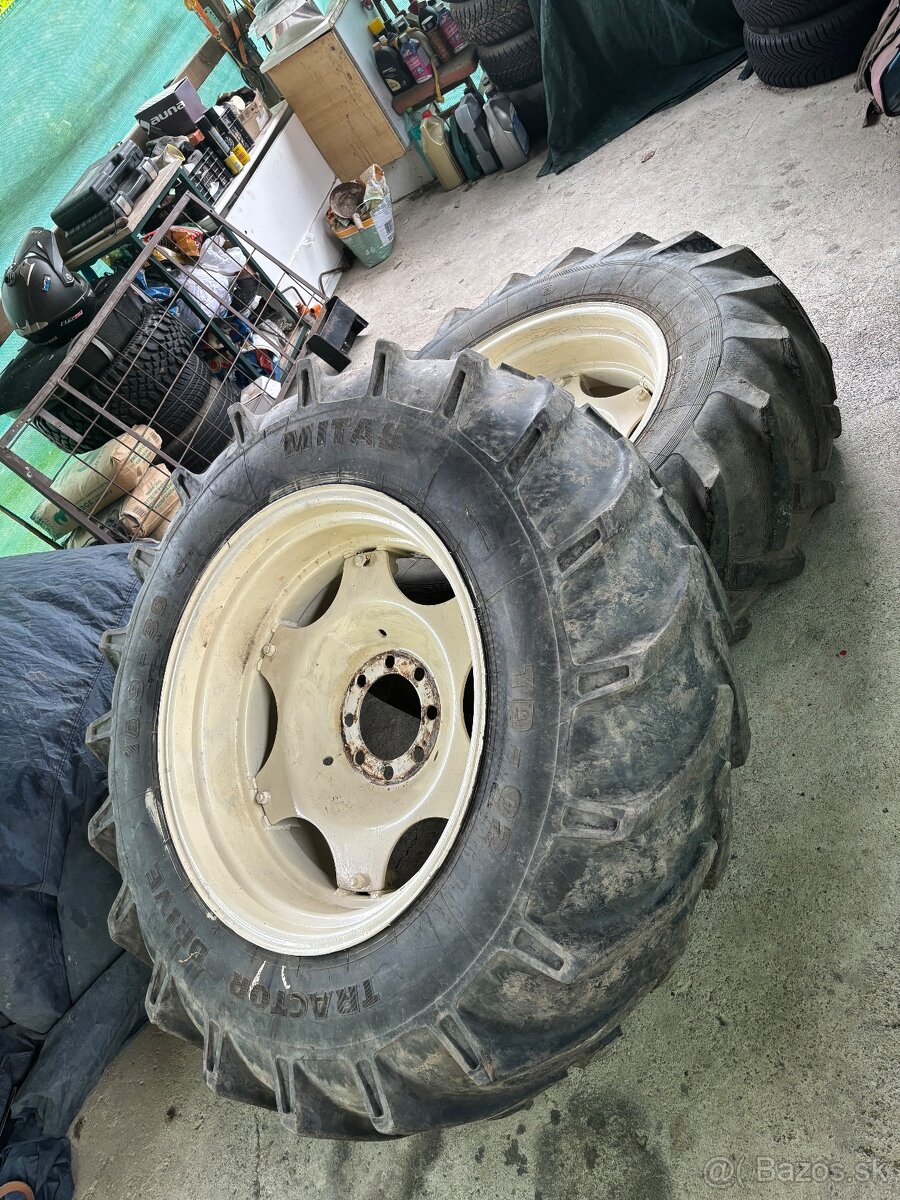 Predám 2Ks Zadné disky Zetor/Traktor 16,9-30