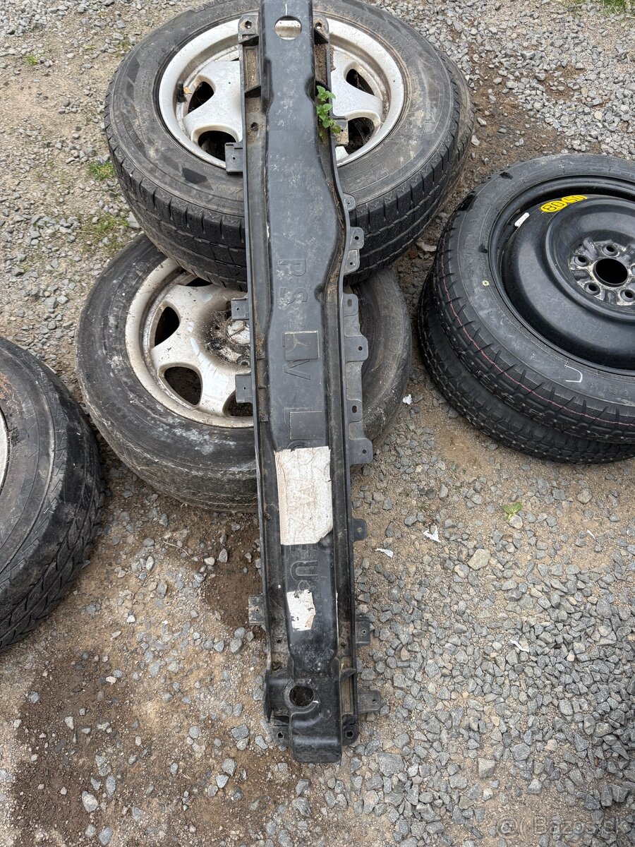 Vystuha zadného nárazníka KIA Soul