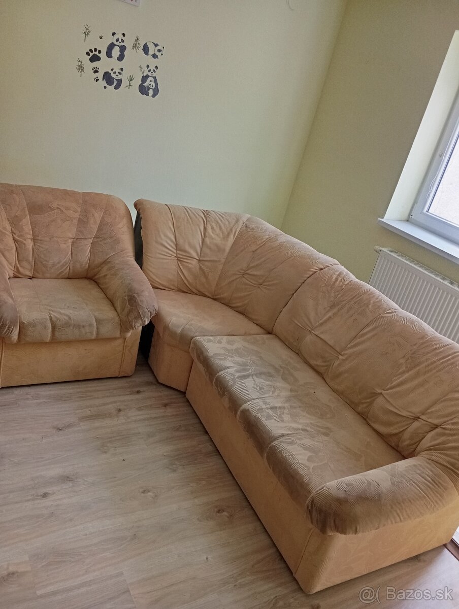 Darujem gauč kreslo