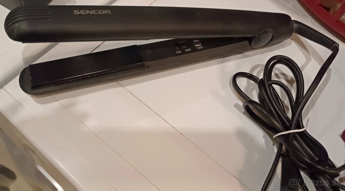 Sencor SHI 110BK Žehlička na vlasy