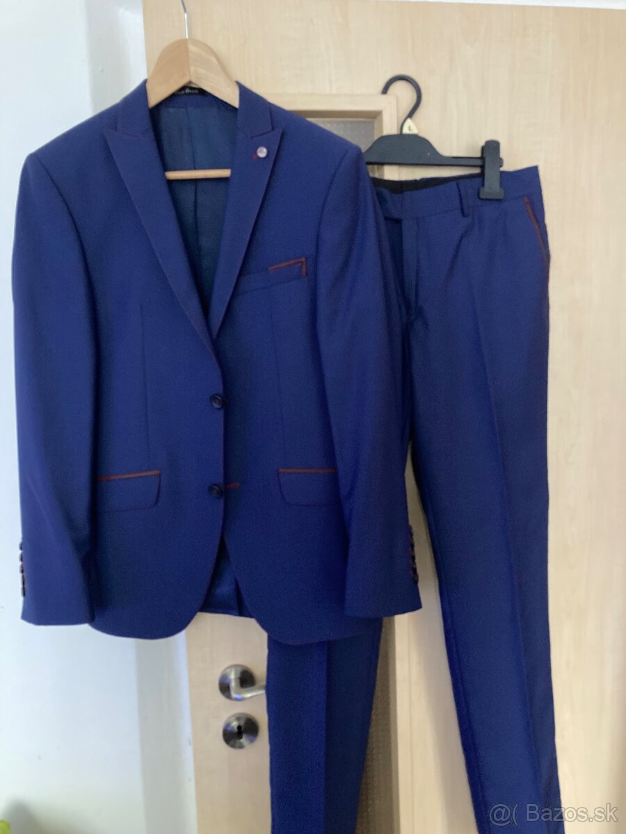 Nový pánsky slim oblek č.44+ košeľa zadarmo