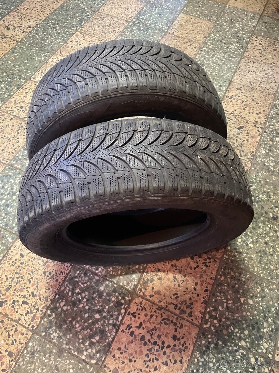 Predam zimne pneumatiky 215/60 r16 NEXEN