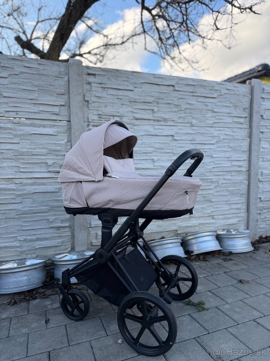 Cybex priam cozy a Black matt
