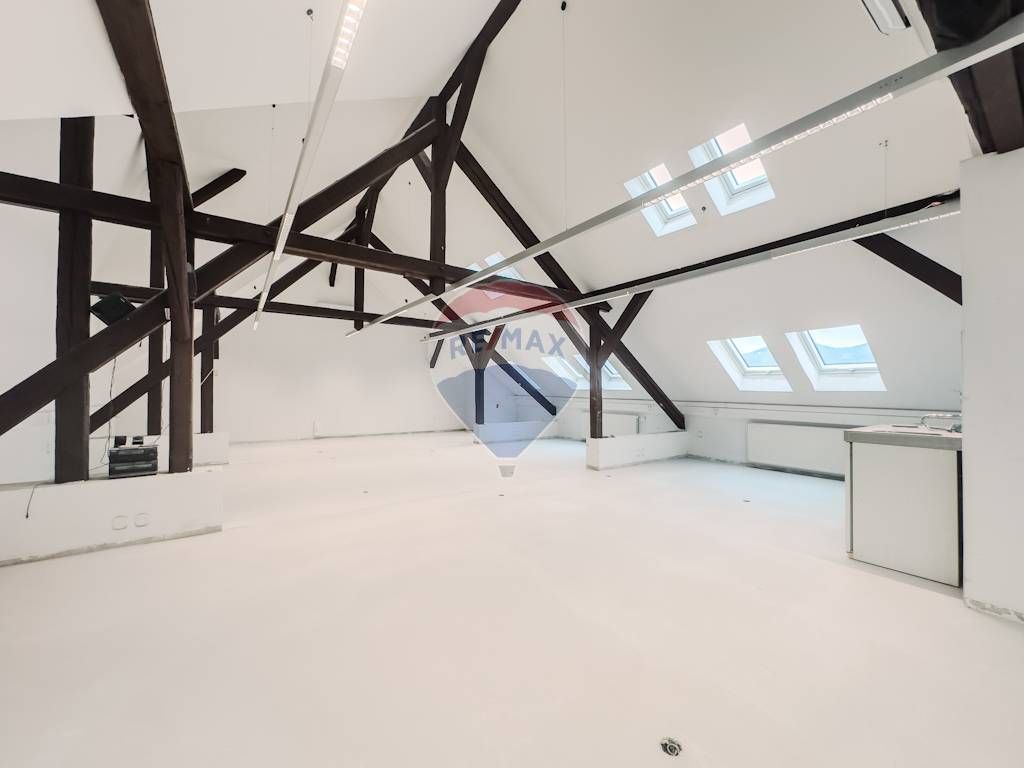 Open space-ateliér-showroom | Horná- Banská Bystrica