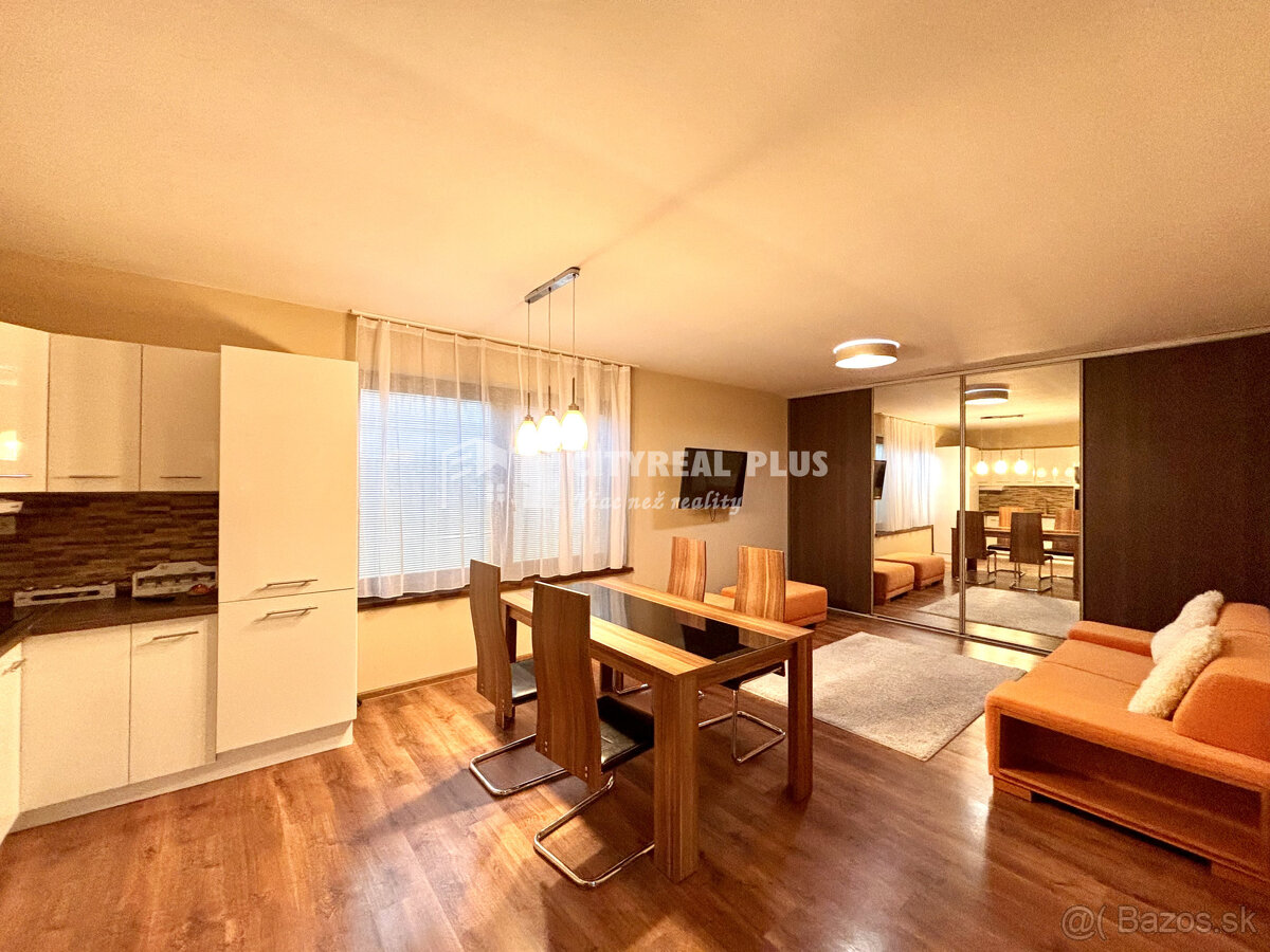 Ponúkame Vám na prenájom 2 izbový byt v rodinnom dome s gará