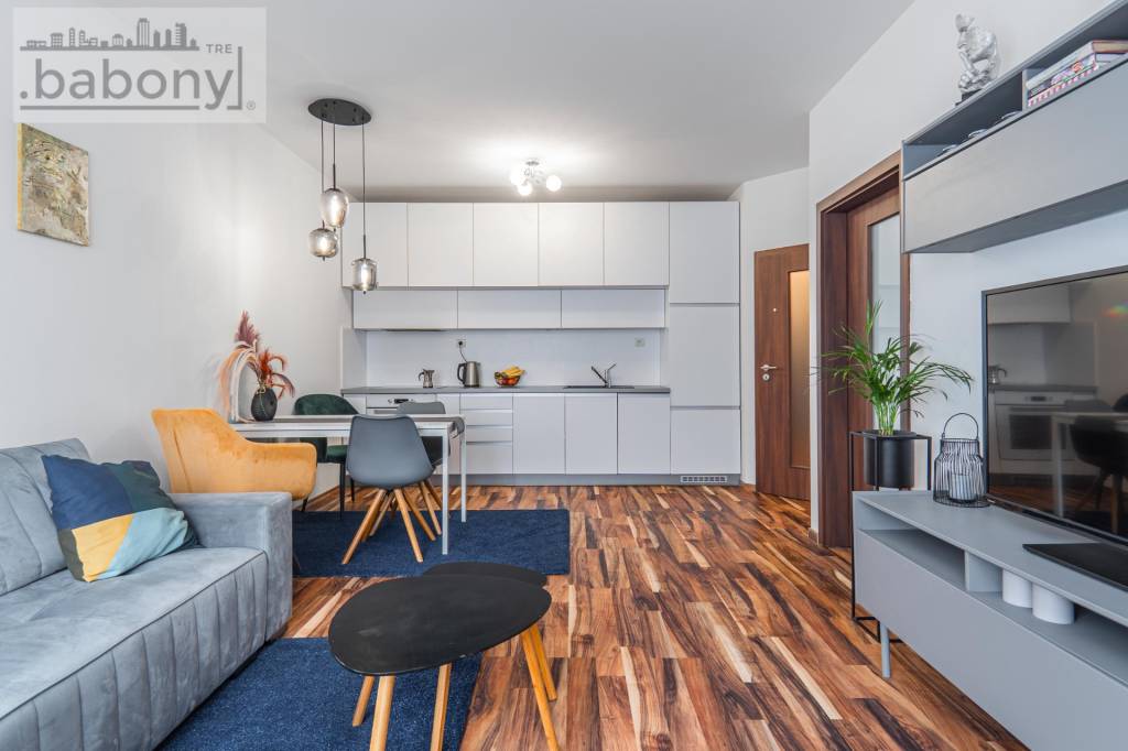 Exkluzívny 2-izb byt na prenájom – Ružinov, (Jégého Alej) s