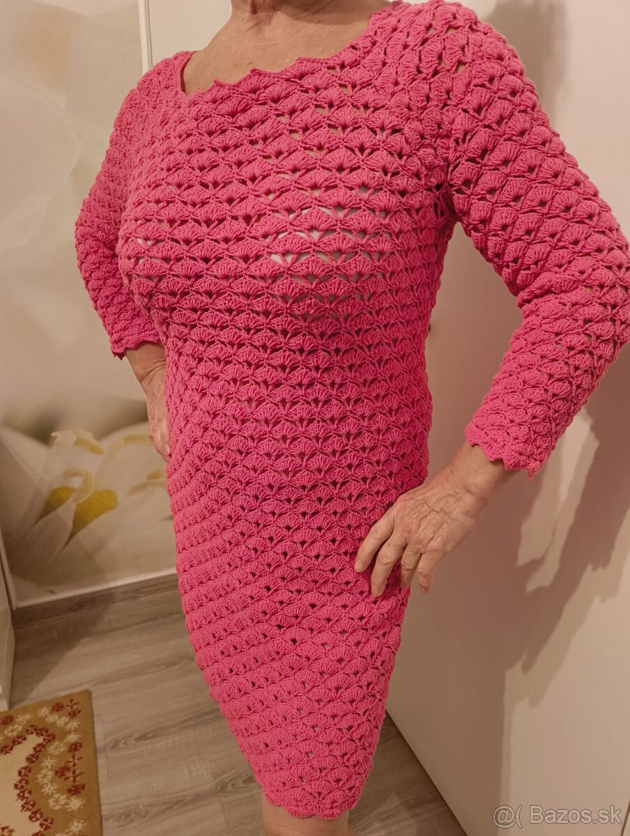 Háčkované šaty