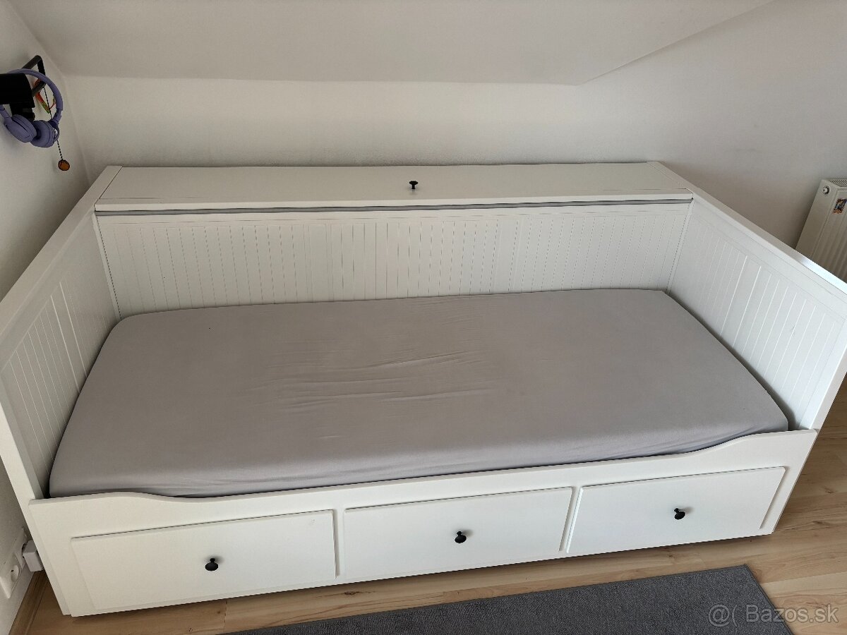 Predám rozkladaciu posteľ IKEA HEMNES.