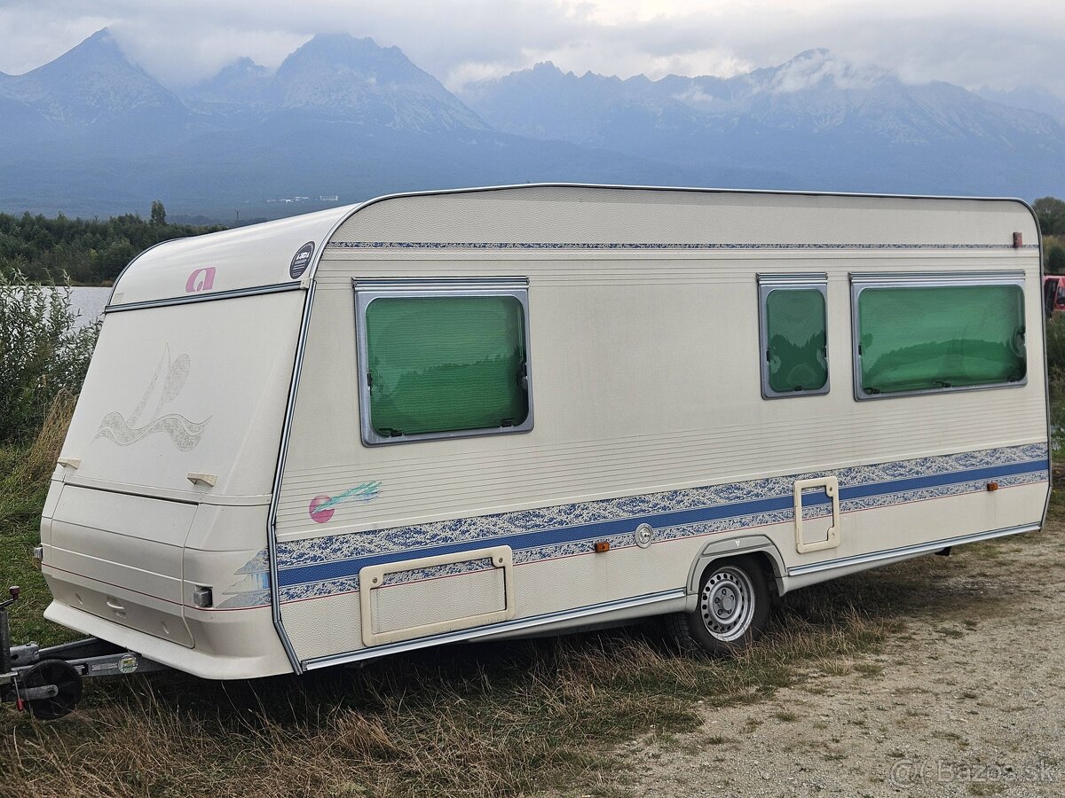 Obytny prives Adria Unica 502 LS - 2001, predstan