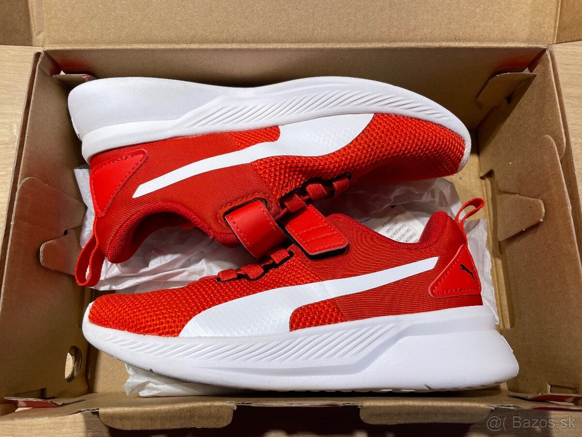 Červené športové tenisky Puma 30