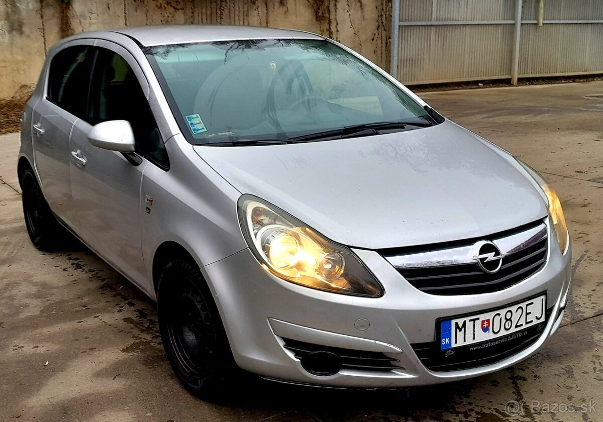 Opel corsa 2011