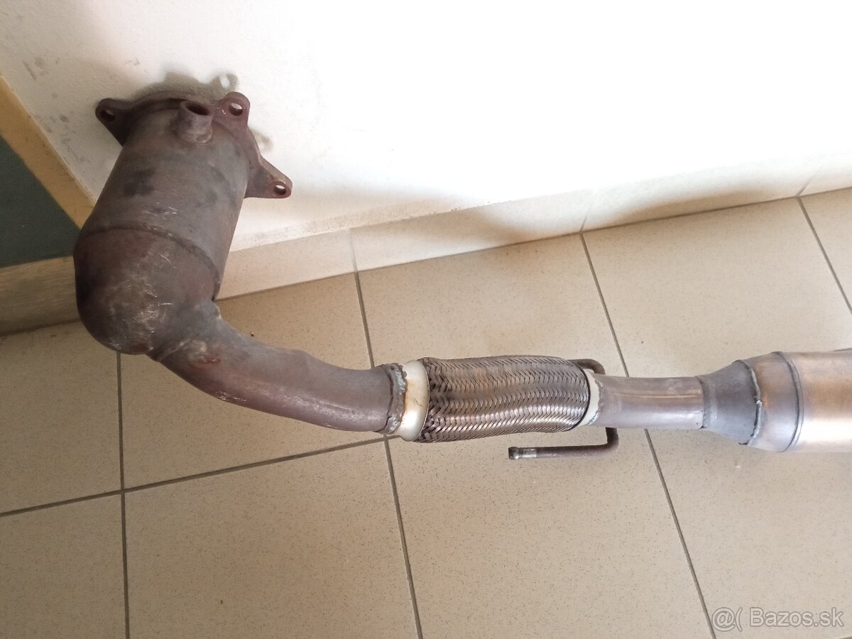 Downpipe vyfuk decat vw golf GTI mk5 tfsi