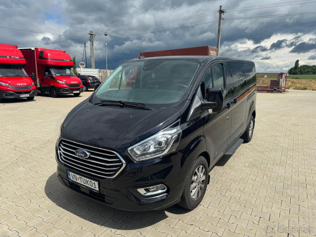 Prenájom mikrobus - 8 miestny Ford Turneo Custom