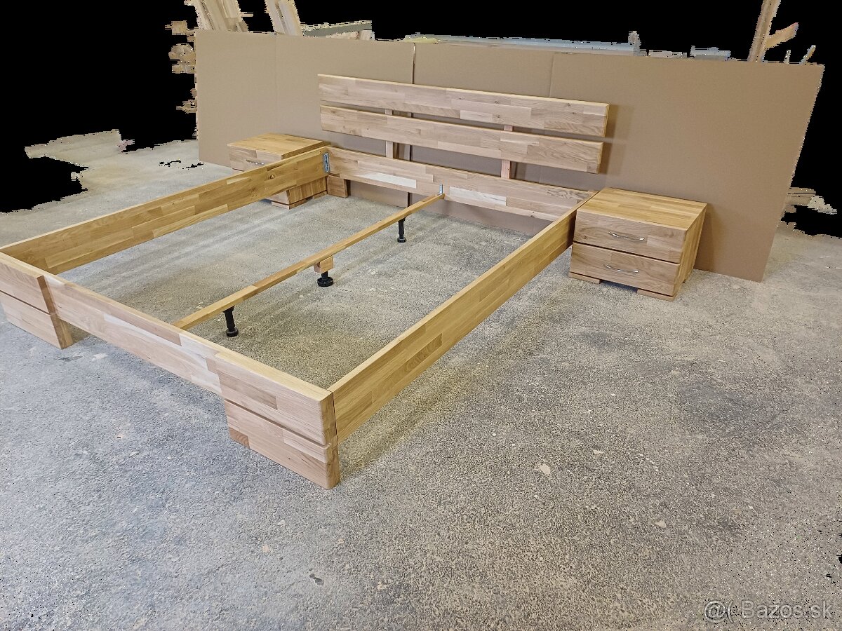 Predám masívnu dubovú posteľ 180x200 + 2 nočné stolíky